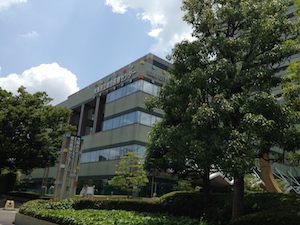 大阪市立総合医療センターの外観
